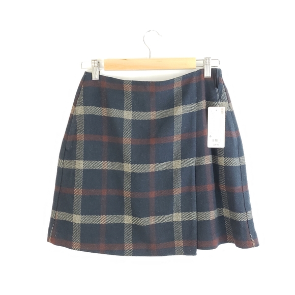 Uniqlo Dresses & Skirts - Uniqlo Navy Tartan Plaid Wool-Blend Mini-Skirt 6